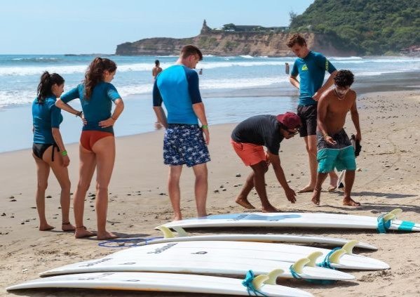 clases de surf montanita 3