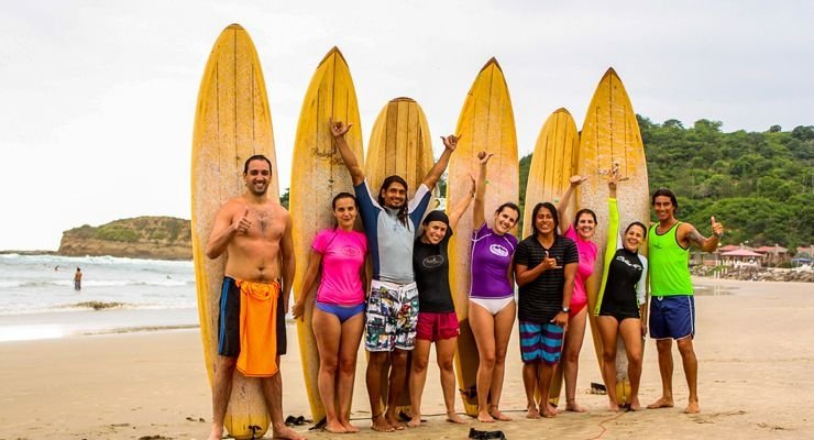 clases de surf montañita